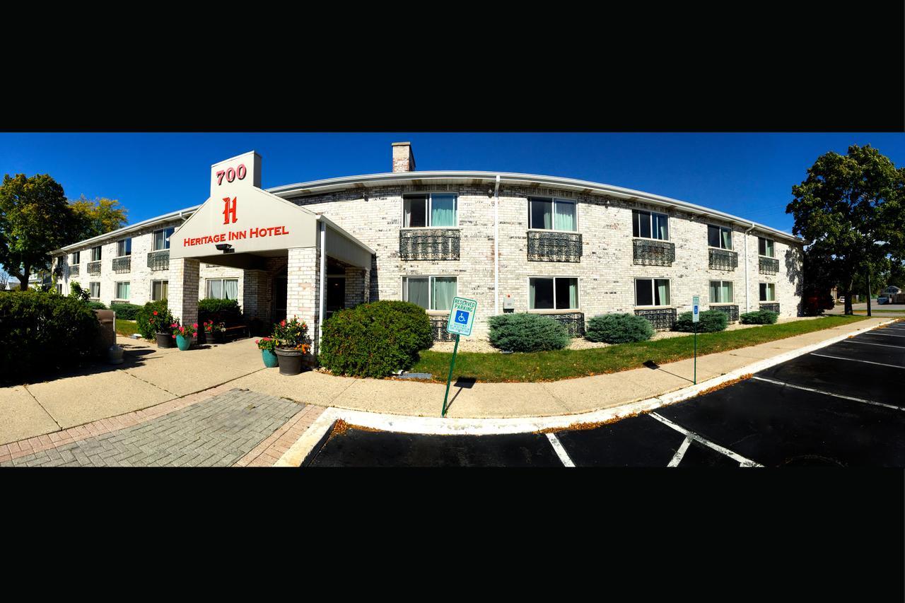 Heritage Inn Hotel Watertown Esterno foto
